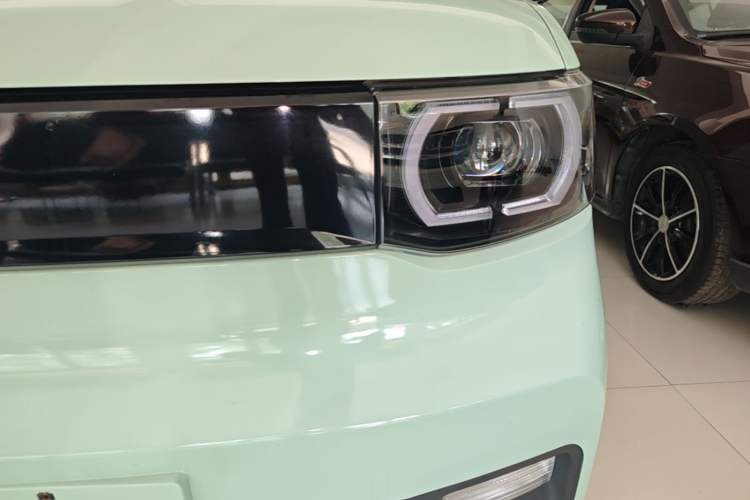 Used Wuling Hongguang MINIEV 2021 Macaron Premium Model – Lithium Iron Phosphate Left Front Headlight