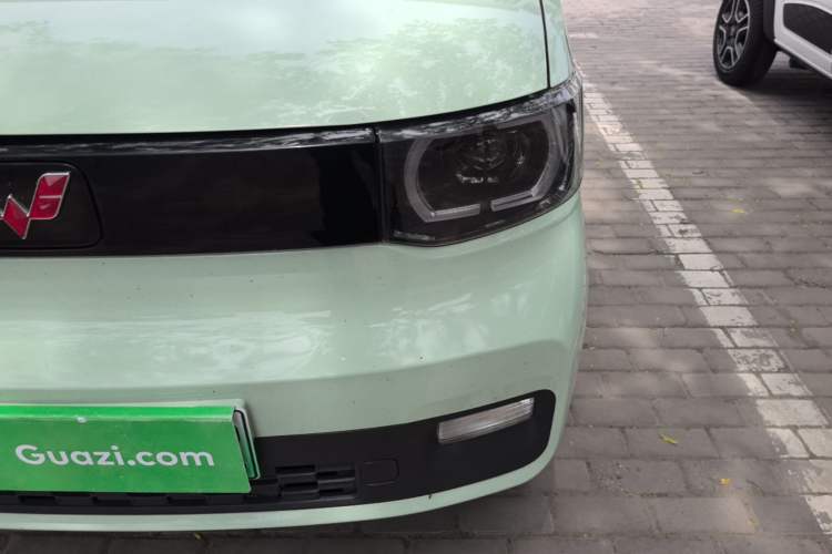 Used Wuling Hongguang MINIEV 2021 Macaron Fashion Model Lithium Iron Phosphate Left Front Headlight