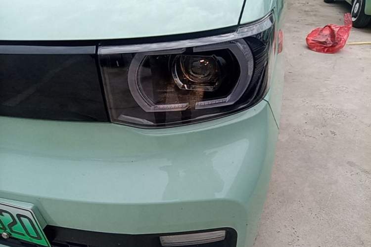 Used Wuling Hongguang MINIEV 2021 Macaron Fashion Model Lithium Iron Phosphate Left Front Headlight