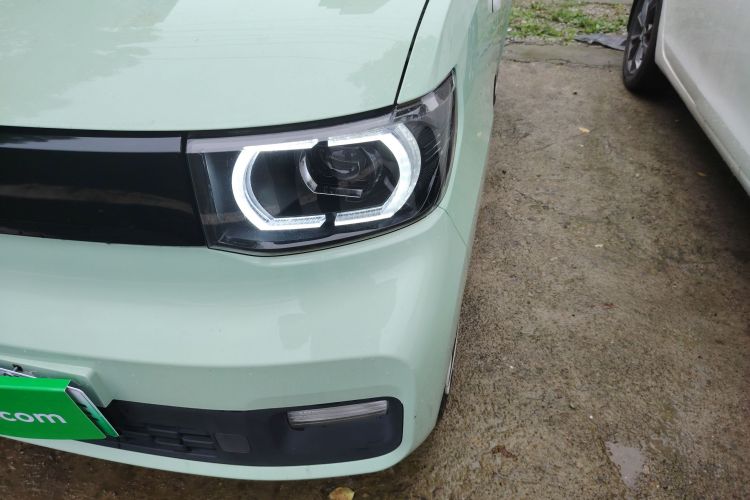 Used Wuling Hongguang MINIEV 2021 Macaron Premium Model – Lithium Iron Phosphate Left Front Headlight