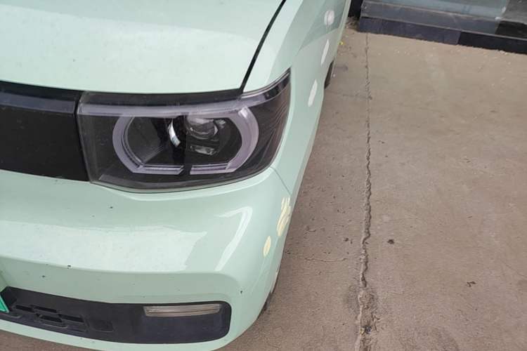 Used Wuling Hongguang MINIEV 2021 Macaron Fashion Model Lithium Iron Phosphate Left Front Headlight