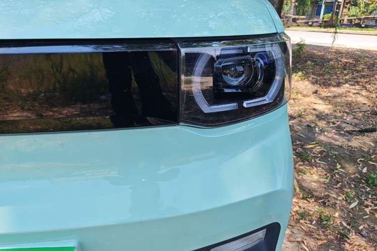 Used Wuling Hongguang MINIEV 2021 Macaron Fashion Model Lithium Iron Phosphate Left Front Headlight