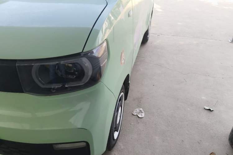 Used Wuling Hongguang MINIEV 2021 Macaron Fashion Edition Lithium-Ion Battery Left Front Headlight