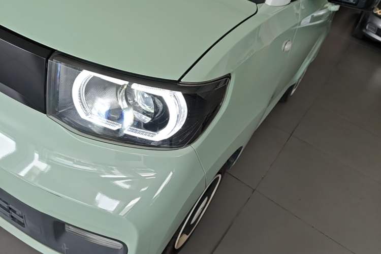 Used Wuling Hongguang MINIEV 2021 Macaron Fashion Model Lithium Iron Phosphate Left Front Headlight