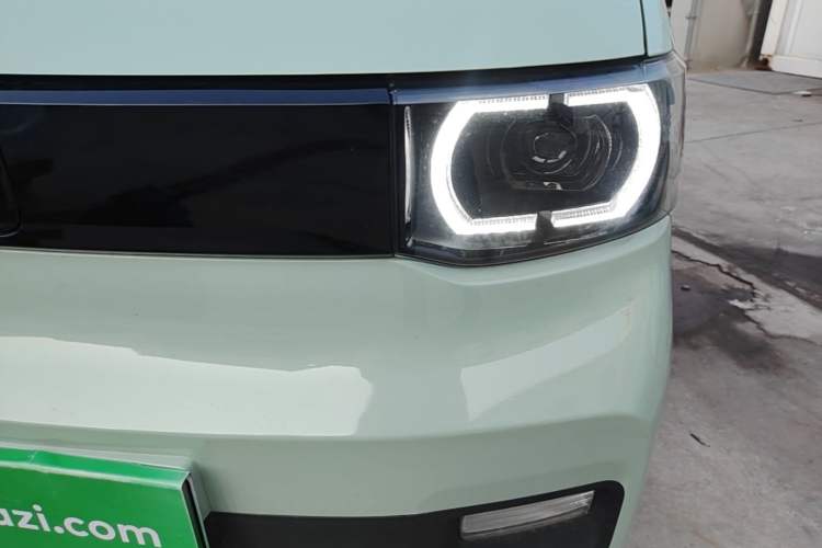 Used Wuling Hongguang MINIEV 2021 Macaron Premium Model – Lithium Iron Phosphate Left Front Headlight