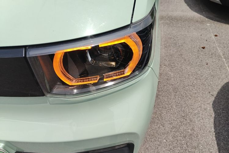 Used Wuling Hongguang MINIEV 2021 Macaron Premium Model – Lithium Iron Phosphate Left Front Headlight