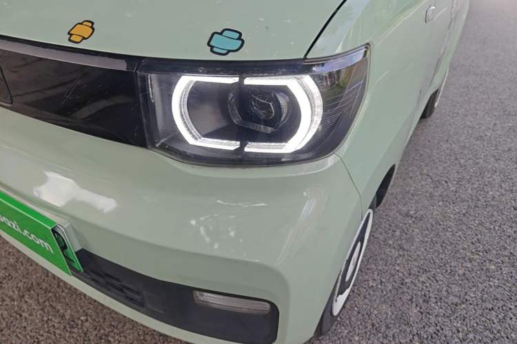 Used Wuling Hongguang MINIEV 2021 Macaron Premium Model – Lithium Iron Phosphate Left Front Headlight