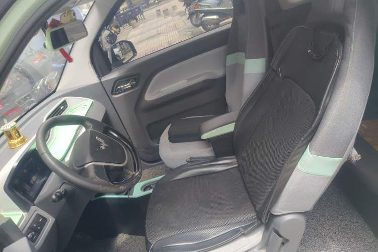 Used Wuling Hongguang MINIEV 2021 Macaron Premium Model – Lithium Iron Phosphate Left Front Seat