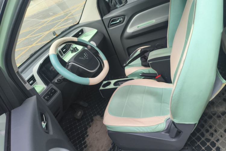 Used Wuling Hongguang MINIEV 2021 Macaron Premium Model – Lithium Iron Phosphate Left Front Seat