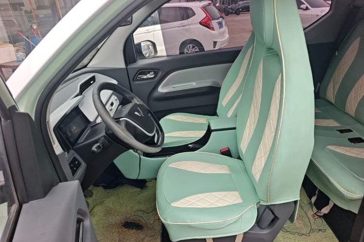 Used Wuling Hongguang MINIEV 2021 Macaron Fashion Model Lithium Iron Phosphate Left Front Seat