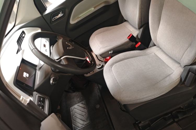 Used Wuling Hongguang MINIEV 2021 Macaron Fashion Model Lithium Iron Phosphate Left Front Seat
