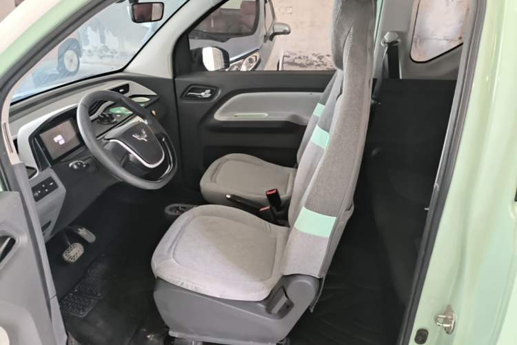 Used Wuling Hongguang MINIEV 2021 Macaron Fashion Model Lithium Iron Phosphate Left Front Seat