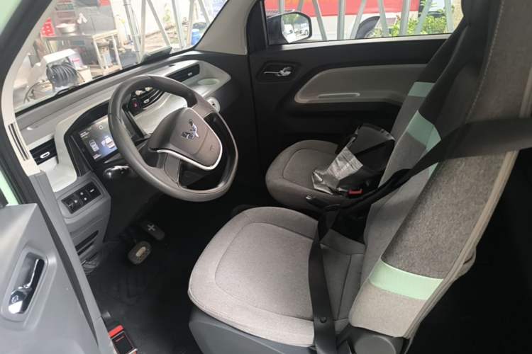 Used Wuling Hongguang MINIEV 2021 Macaron Premium Model – Lithium Iron Phosphate Left Front Seat