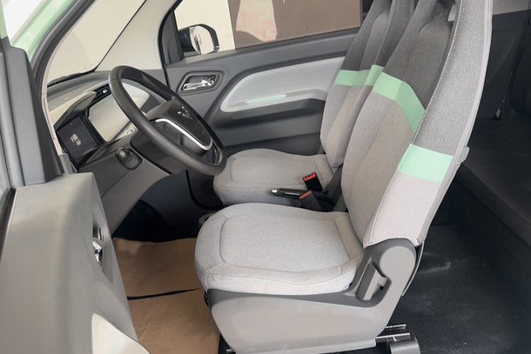 Used Wuling Hongguang MINIEV 2021 Macaron Premium Model – Lithium Iron Phosphate Left Front Seat