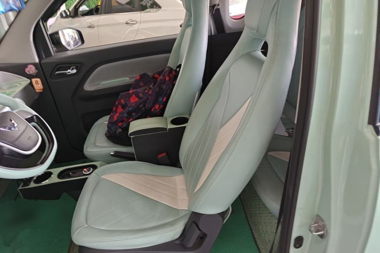 Used Wuling Hongguang MINIEV 2021 Macaron Fashion Edition Lithium-Ion Battery Left Front Seat