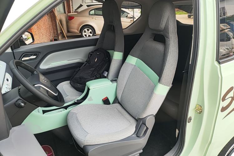 Used Wuling Hongguang MINIEV 2021 Macaron Premium Model – Lithium-NMC Left Front Seat