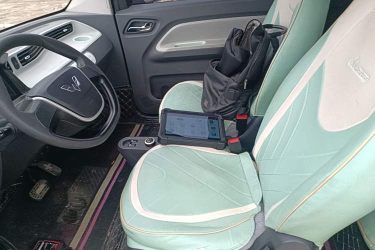 Used Wuling Hongguang MINIEV 2021 Macaron Premium Model – Lithium Iron Phosphate Left Front Seat