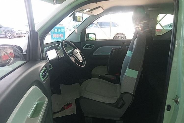 Used Wuling Hongguang MINIEV 2021 Macaron Premium Model – Lithium Iron Phosphate Left Front Seat