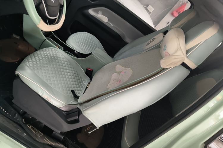 Used Wuling Hongguang MINIEV 2021 Macaron Premium Model – Lithium Iron Phosphate Left Front Seat