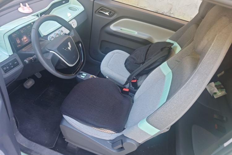 Used Wuling Hongguang MINIEV 2021 Macaron Fashion Model Lithium Iron Phosphate Left Front Seat