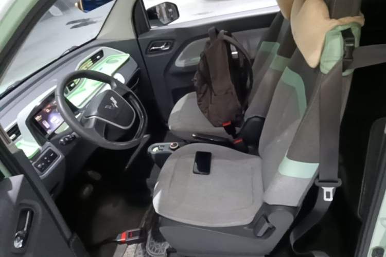 Used Wuling Hongguang MINIEV 2021 Macaron Premium Model – Lithium Iron Phosphate Left Front Seat