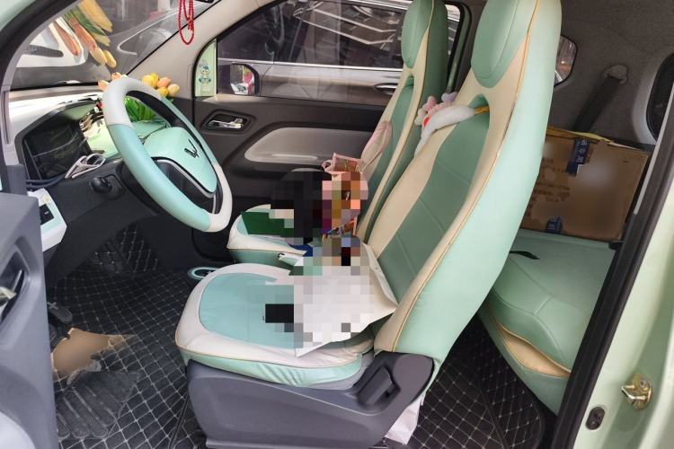 Used Wuling Hongguang MINIEV 2021 Macaron Premium Model – Lithium-NMC Left Front Seat