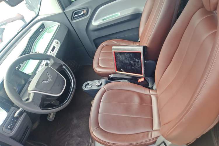 Used Wuling Hongguang MINIEV 2021 Macaron Premium Model – Lithium Iron Phosphate Left Front Seat
