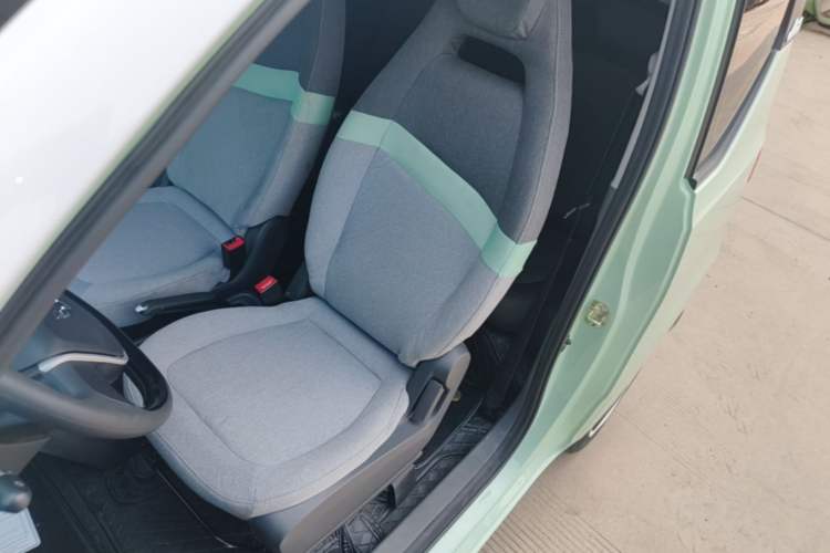 Used Wuling Hongguang MINIEV 2021 Macaron Premium Model – Lithium Iron Phosphate Left Front Seat
