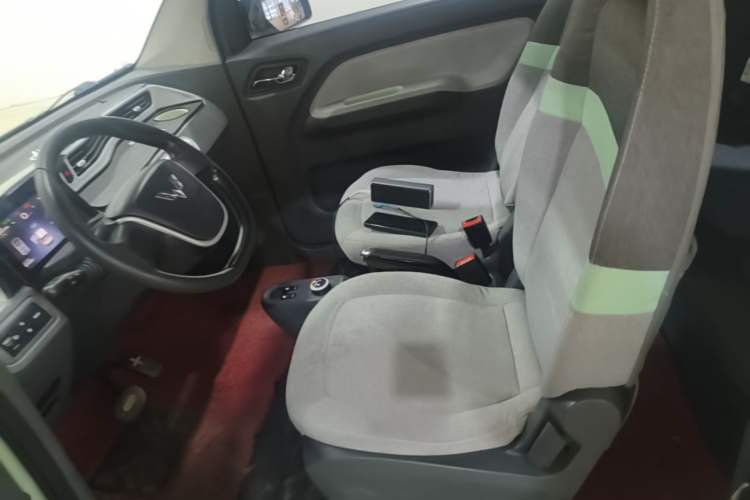 Used Wuling Hongguang MINIEV 2021 Macaron Fashion Model Lithium Iron Phosphate Left Front Seat