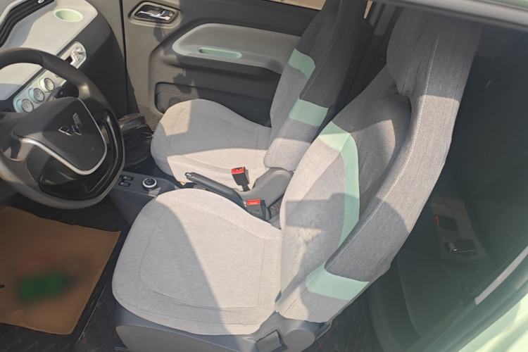 Used Wuling Hongguang MINIEV 2021 Macaron Fashion Model Lithium Iron Phosphate Left Front Seat