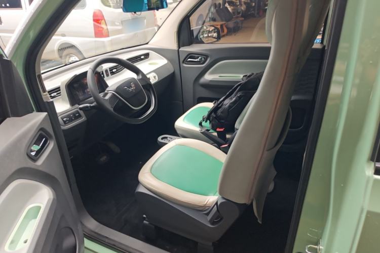 Used Wuling Hongguang MINIEV 2021 Macaron Fashion Model Lithium Iron Phosphate Left Front Seat