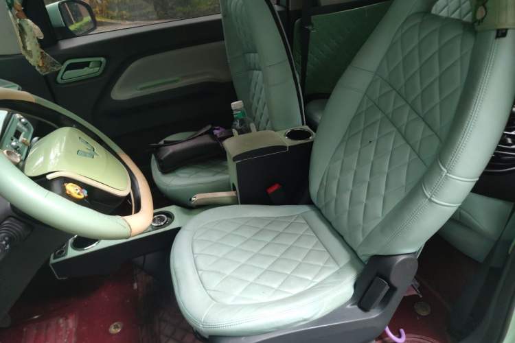Used Wuling Hongguang MINIEV 2021 Macaron Premium Model – Lithium Iron Phosphate Left Front Seat