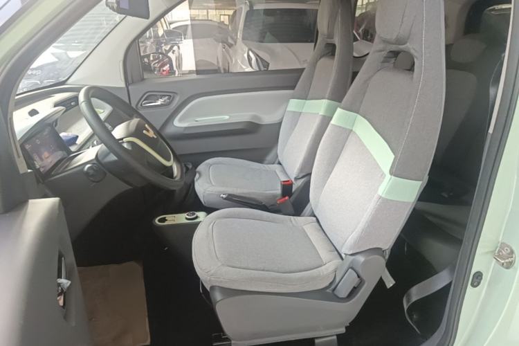 Used Wuling Hongguang MINIEV 2021 Macaron Premium Model – Lithium-NMC Left Front Seat