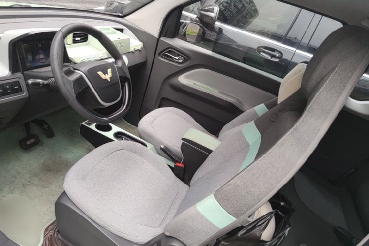 Used Wuling Hongguang MINIEV 2021 Macaron Premium Model – Lithium Iron Phosphate Left Front Seat