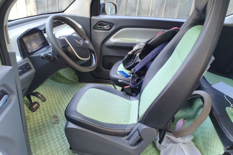 Used Wuling Hongguang MINIEV 2021 Macaron Fashion Model Lithium Iron Phosphate Left Front Seat