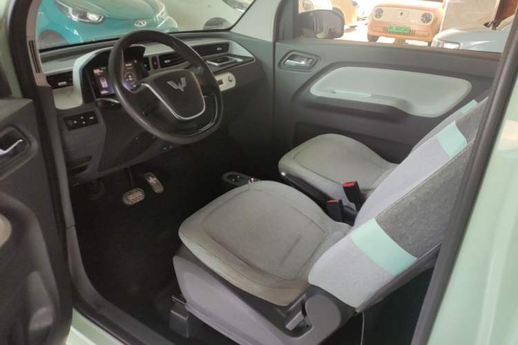 Used Wuling Hongguang MINIEV 2021 Macaron Fashion Edition Lithium-Ion Battery Left Front Seat