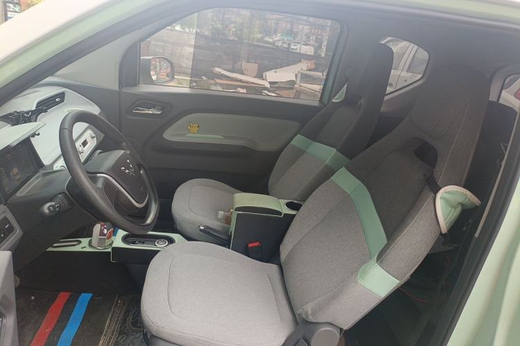 Used Wuling Hongguang MINIEV 2021 Macaron Fashion Model Lithium Iron Phosphate Left Front Seat