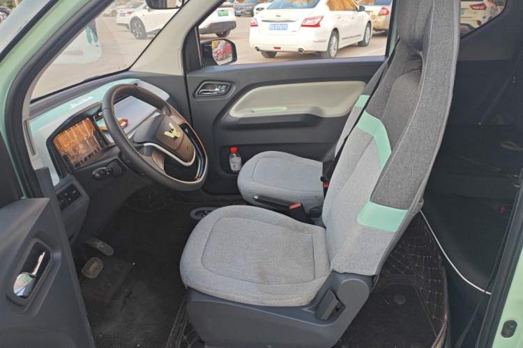 Used Wuling Hongguang MINIEV 2021 Macaron Fashion Model Lithium Iron Phosphate Left Front Seat