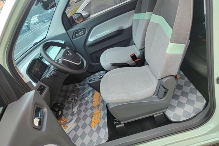 Used Wuling Hongguang MINIEV 2021 Macaron Fashion Model Lithium Iron Phosphate Left Front Seat