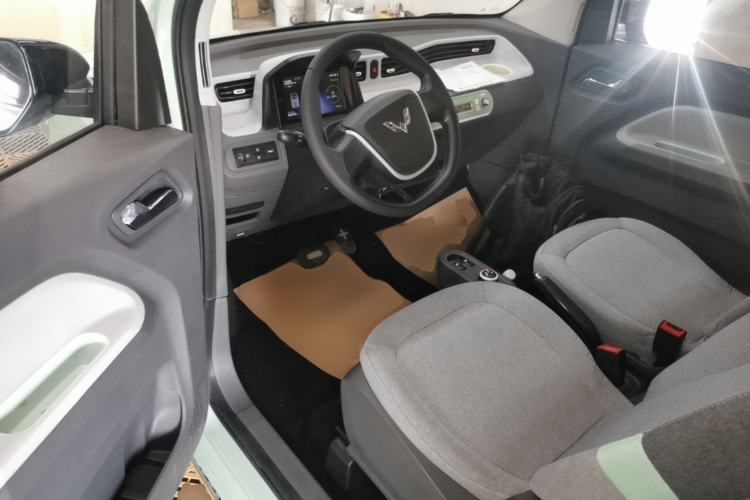 Used Wuling Hongguang MINIEV 2021 Macaron Premium Model – Lithium Iron Phosphate Left Front Seat