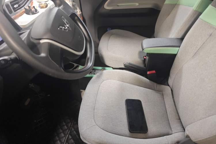 Used Wuling Hongguang MINIEV 2021 Macaron Premium Model – Lithium Iron Phosphate Left Front Seat