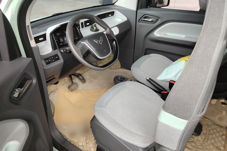 Used Wuling Hongguang MINIEV 2021 Macaron Premium Model – Lithium Iron Phosphate Left Front Seat