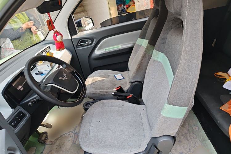 Used Wuling Hongguang MINIEV 2021 Macaron Sandwich Model 170 km Lithium Ternary Left Front Seat