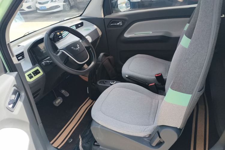Used Wuling Hongguang MINIEV 2021 Macaron Premium Model – Lithium-NMC Left Front Seat