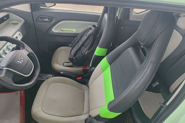Used Wuling Hongguang MINIEV 2021 Macaron Fashion Edition Lithium-Ion Battery Left Front Seat