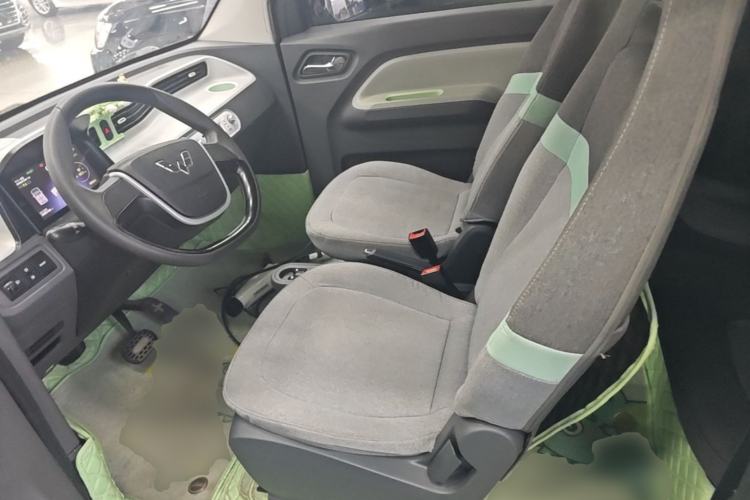 Used Wuling Hongguang MINIEV 2021 Macaron Fashion Edition Lithium-Ion Battery Left Front Seat