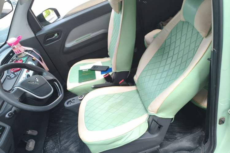 Used Wuling Hongguang MINIEV 2021 Macaron Fashion Model Lithium Iron Phosphate Left Front Seat