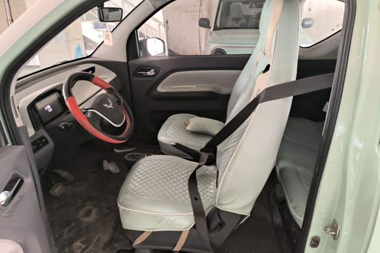 Used Wuling Hongguang MINIEV 2021 Macaron Fashion Model Lithium Iron Phosphate Left Front Seat
