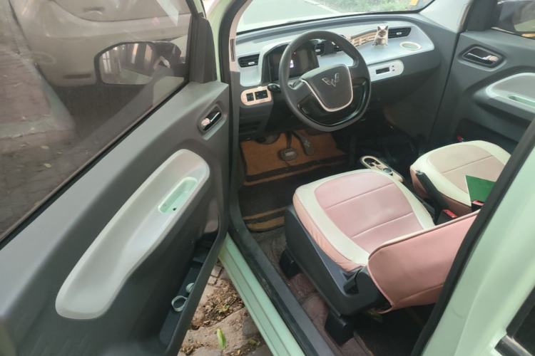Used Wuling Hongguang MINIEV 2021 Macaron Premium Model – Lithium Iron Phosphate Left Front Seat