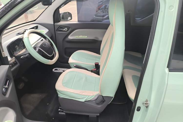 Used Wuling Hongguang MINIEV 2021 Macaron Fashion Model Lithium Iron Phosphate Left Front Seat